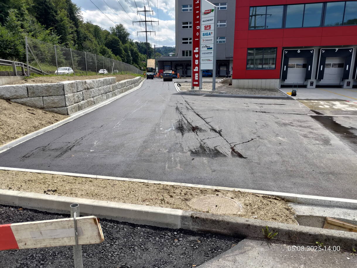 25-08-05 Zoom: 25-08-05